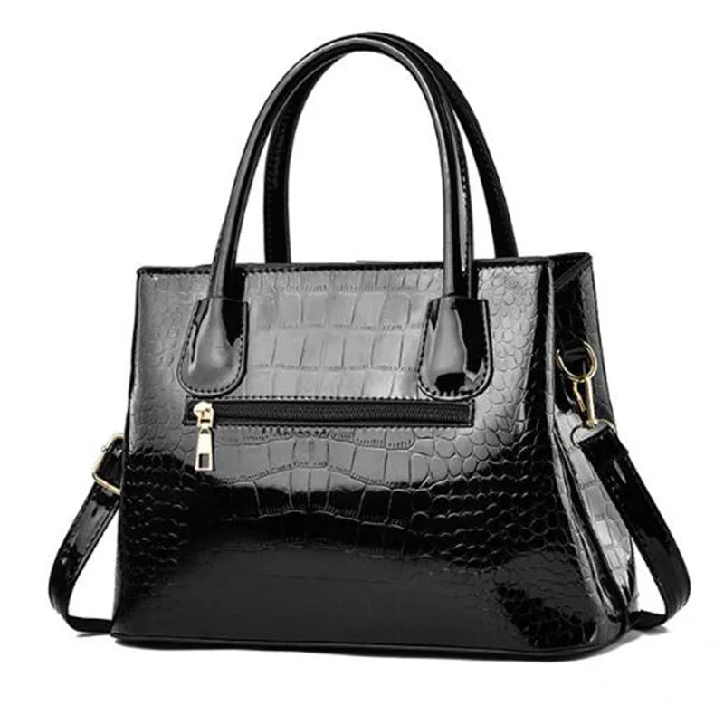 Cecília - Bolsa Tote em Couro Croco com Elegância Sofisticada