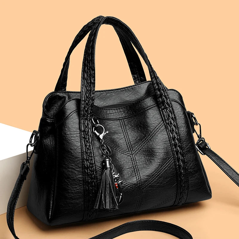 Giovanna - Bolsa em Couro com Alças Trançadas e Elegância Artesanal