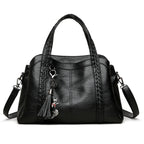 Giovanna - Bolsa em Couro com Alças Trançadas e Elegância Artesanal