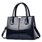 Cecília - Bolsa Tote em Couro Croco com Elegância Sofisticada
